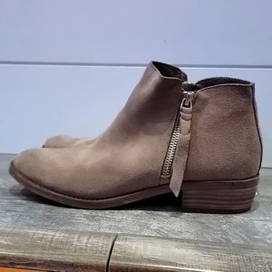 Dolce Vita Booties Size 7.5